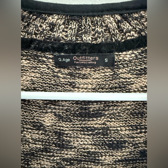 G. Age Outfitters Knit Cardigan Woman’s SZ S Long Sleeve Pockets Open Front - Picture 2 of 8